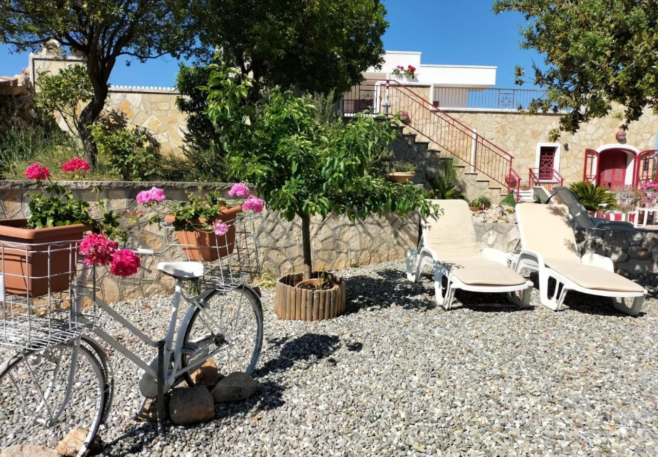 Hotel Il Giardino Delle Fate La Correggia Exterior foto